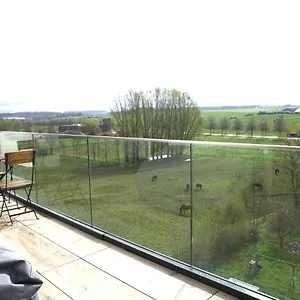https://peaceful-modern-2-br-penthouse.luxembourghotelsguide.com